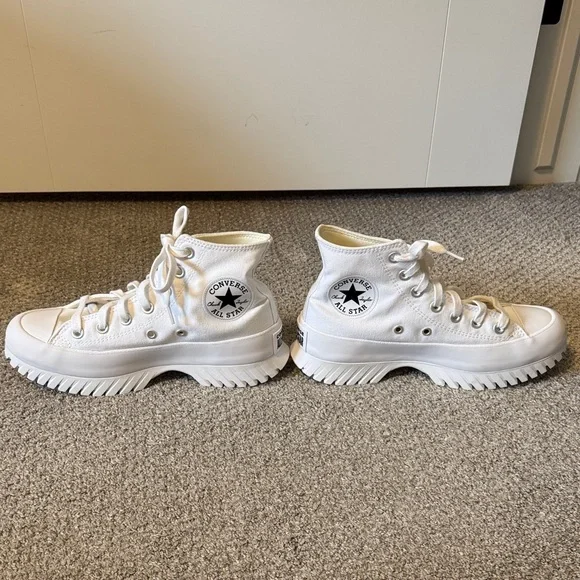 NWOB Converse CHUCK TAYLOR ALL STAR LUGGED 2.0 Women - Picture 5 of 5